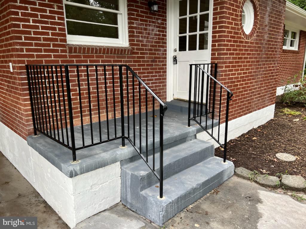 206 CUSTER AVE, WINCHESTER, Virginia 22602, 3 Bedrooms Bedrooms, ,1 BathroomBathrooms,Residential,For sale,206 CUSTER AVE,VAFV2036594 MLS # VAFV2036594