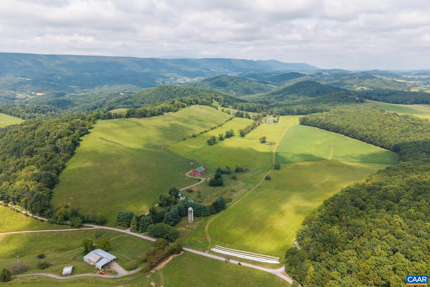 742 & 830 HIGH ROCK RD, RAPHINE, Virginia 24472, 2 Bedrooms Bedrooms, ,2 BathroomsBathrooms,Residential,For sale,742 & 830 HIGH ROCK RD,668547 MLS # 668547