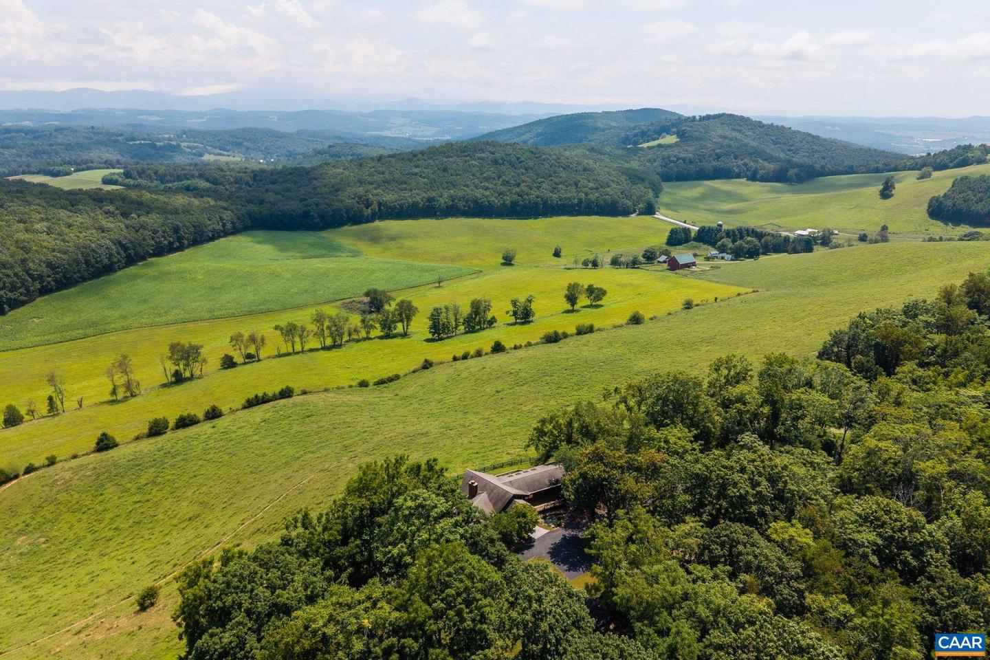 742 & 830 HIGH ROCK RD, RAPHINE, Virginia 24472, 2 Bedrooms Bedrooms, ,2 BathroomsBathrooms,Residential,For sale,742 & 830 HIGH ROCK RD,668547 MLS # 668547