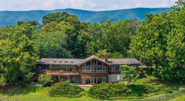 742 & 830 HIGH ROCK RD, RAPHINE, Virginia 24472, 2 Bedrooms Bedrooms, ,2 BathroomsBathrooms,Residential,For sale,742 & 830 HIGH ROCK RD,668547 MLS # 668547