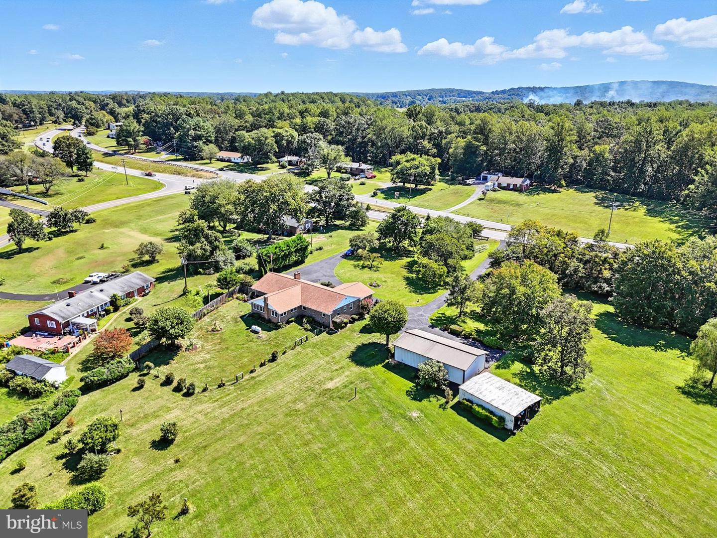 6507 JAMES MONROE HWY, CULPEPER, Virginia 22701, 3 Bedrooms Bedrooms, 10 Rooms Rooms,3 BathroomsBathrooms,Residential,For sale,6507 JAMES MONROE HWY,VACU2011476 MLS # VACU2011476