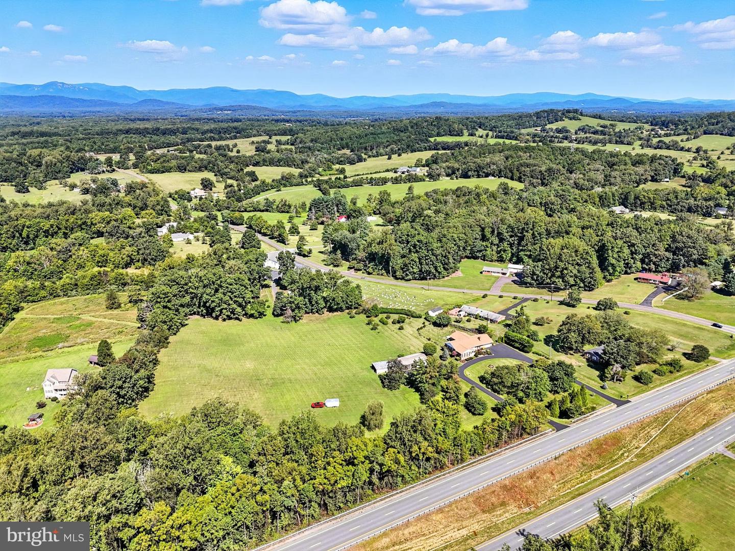 6507 JAMES MONROE HWY, CULPEPER, Virginia 22701, 3 Bedrooms Bedrooms, 10 Rooms Rooms,3 BathroomsBathrooms,Residential,For sale,6507 JAMES MONROE HWY,VACU2011476 MLS # VACU2011476