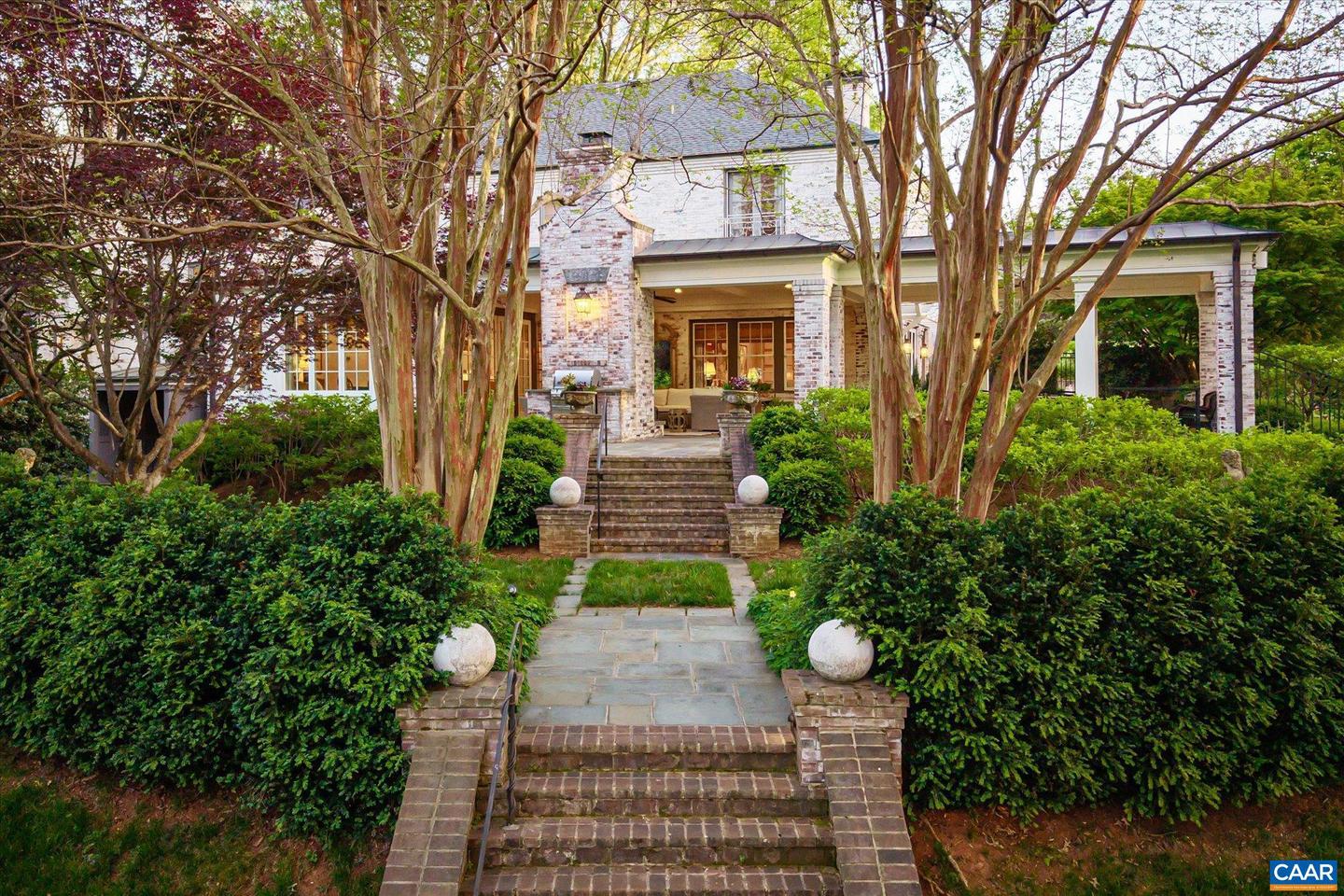 325 FARMINGTON DR, CHARLOTTESVILLE, Virginia 22901, 6 Bedrooms Bedrooms, ,5 BathroomsBathrooms,Residential,For sale,325 FARMINGTON DR,668551 MLS # 668551
