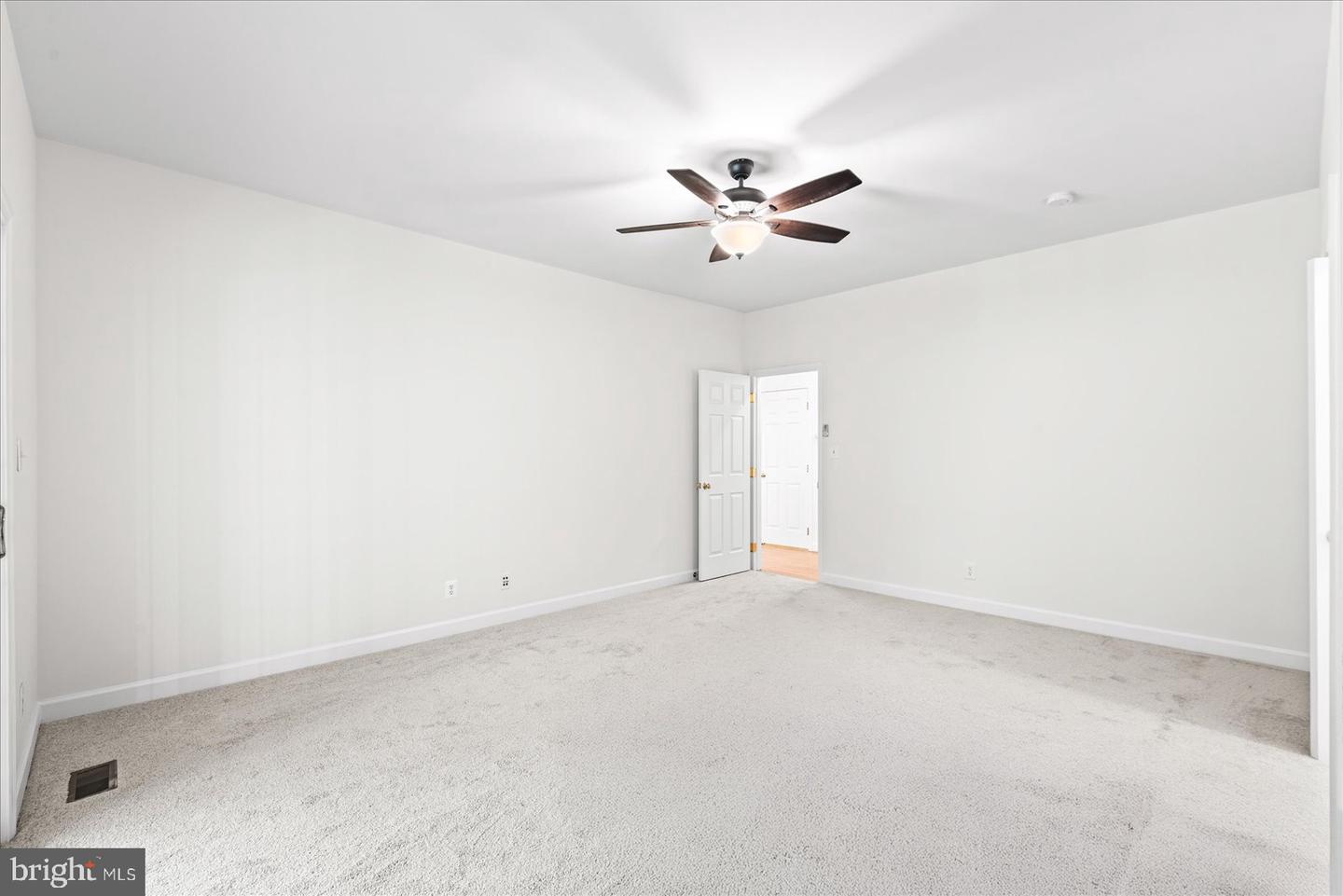6434 SAINT PAULS RD, KING GEORGE, Virginia 22485, 4 Bedrooms Bedrooms, ,2 BathroomsBathrooms,Residential,For sale,6434 SAINT PAULS RD,VAKG2006960 MLS # VAKG2006960