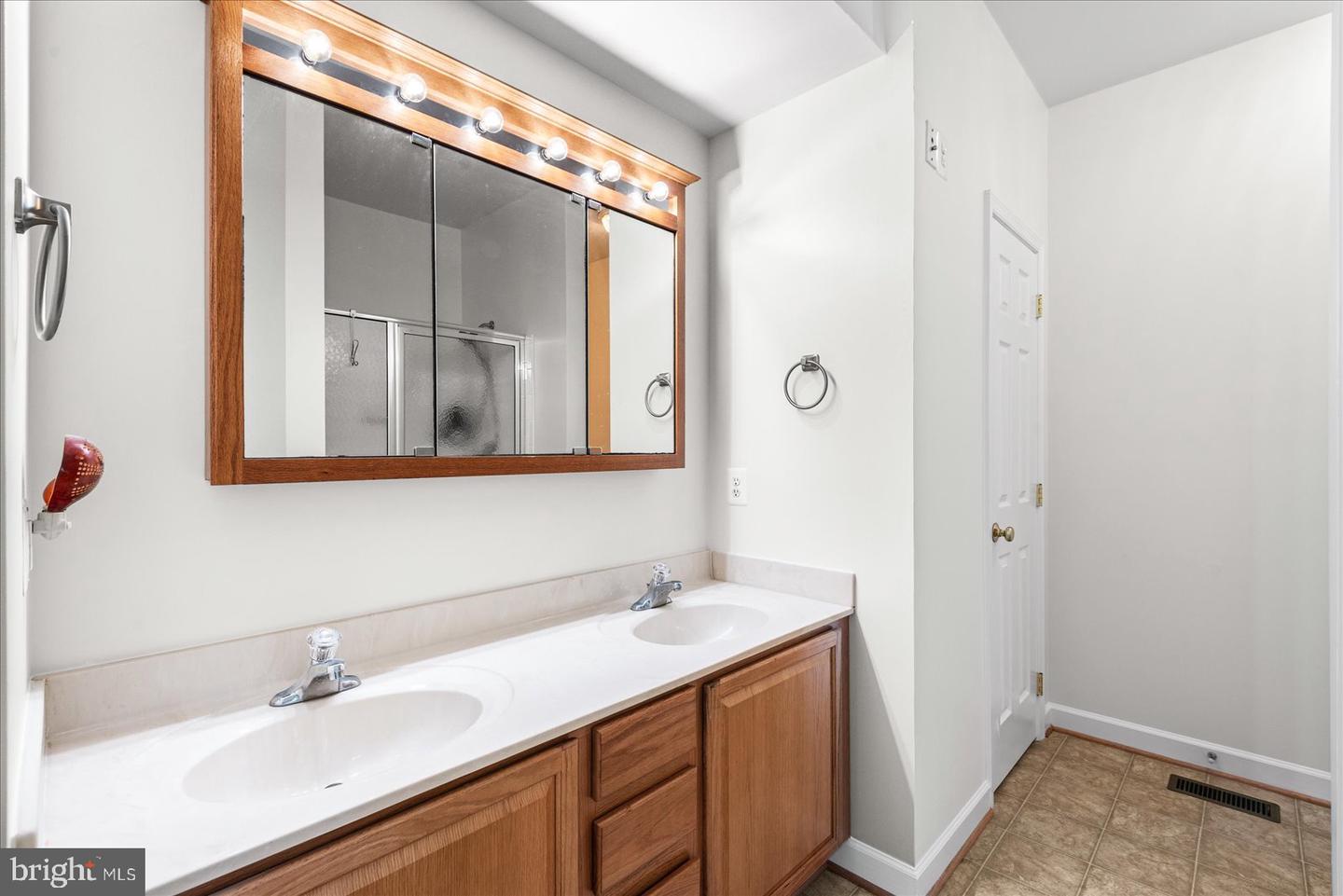 6434 SAINT PAULS RD, KING GEORGE, Virginia 22485, 4 Bedrooms Bedrooms, ,2 BathroomsBathrooms,Residential,For sale,6434 SAINT PAULS RD,VAKG2006960 MLS # VAKG2006960