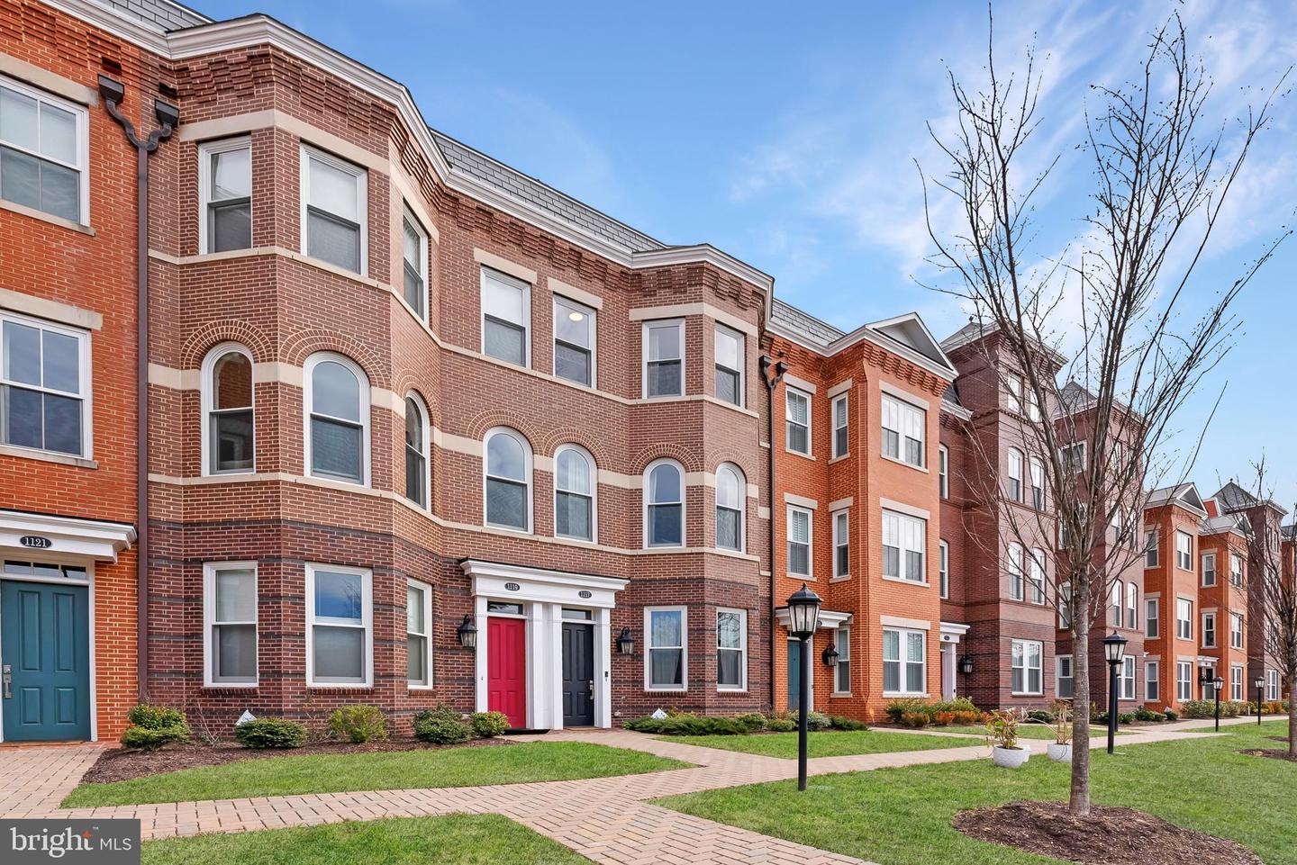 1117 E ABINGDON DR, ALEXANDRIA, Virginia 22314, 3 Bedrooms Bedrooms, ,3 BathroomsBathrooms,Residential,For sale,1117 E ABINGDON DR,VAAX2049284 MLS # VAAX2049284