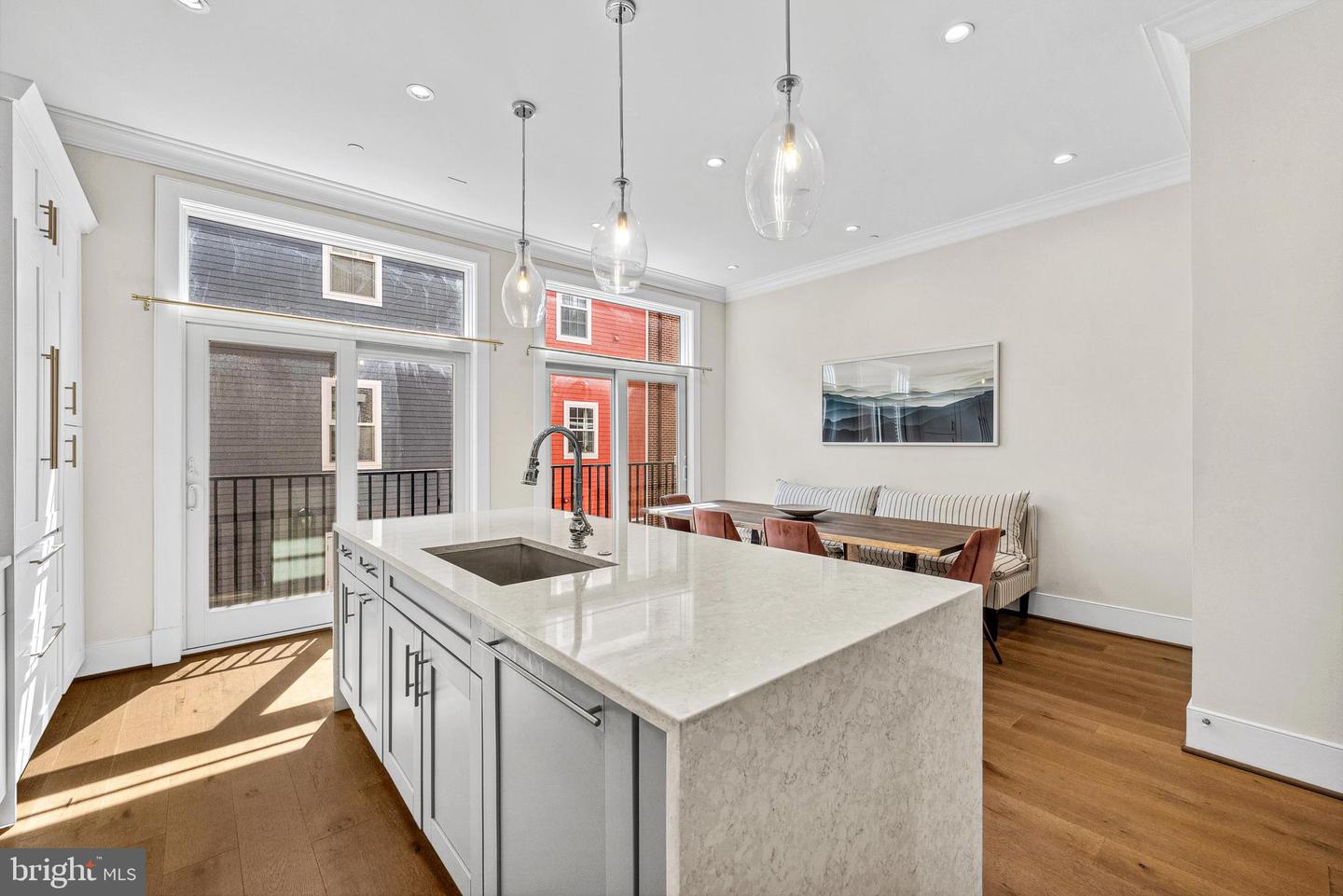 1117 E ABINGDON DR, ALEXANDRIA, Virginia 22314, 3 Bedrooms Bedrooms, ,3 BathroomsBathrooms,Residential,For sale,1117 E ABINGDON DR,VAAX2049284 MLS # VAAX2049284