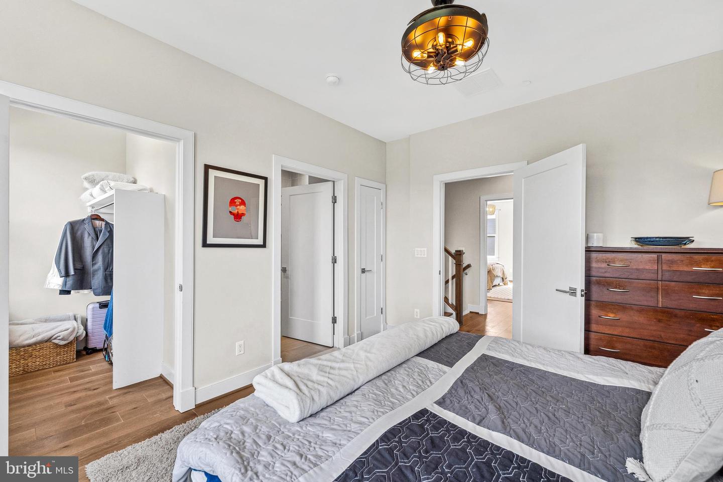 1117 E ABINGDON DR, ALEXANDRIA, Virginia 22314, 3 Bedrooms Bedrooms, ,3 BathroomsBathrooms,Residential,For sale,1117 E ABINGDON DR,VAAX2049284 MLS # VAAX2049284
