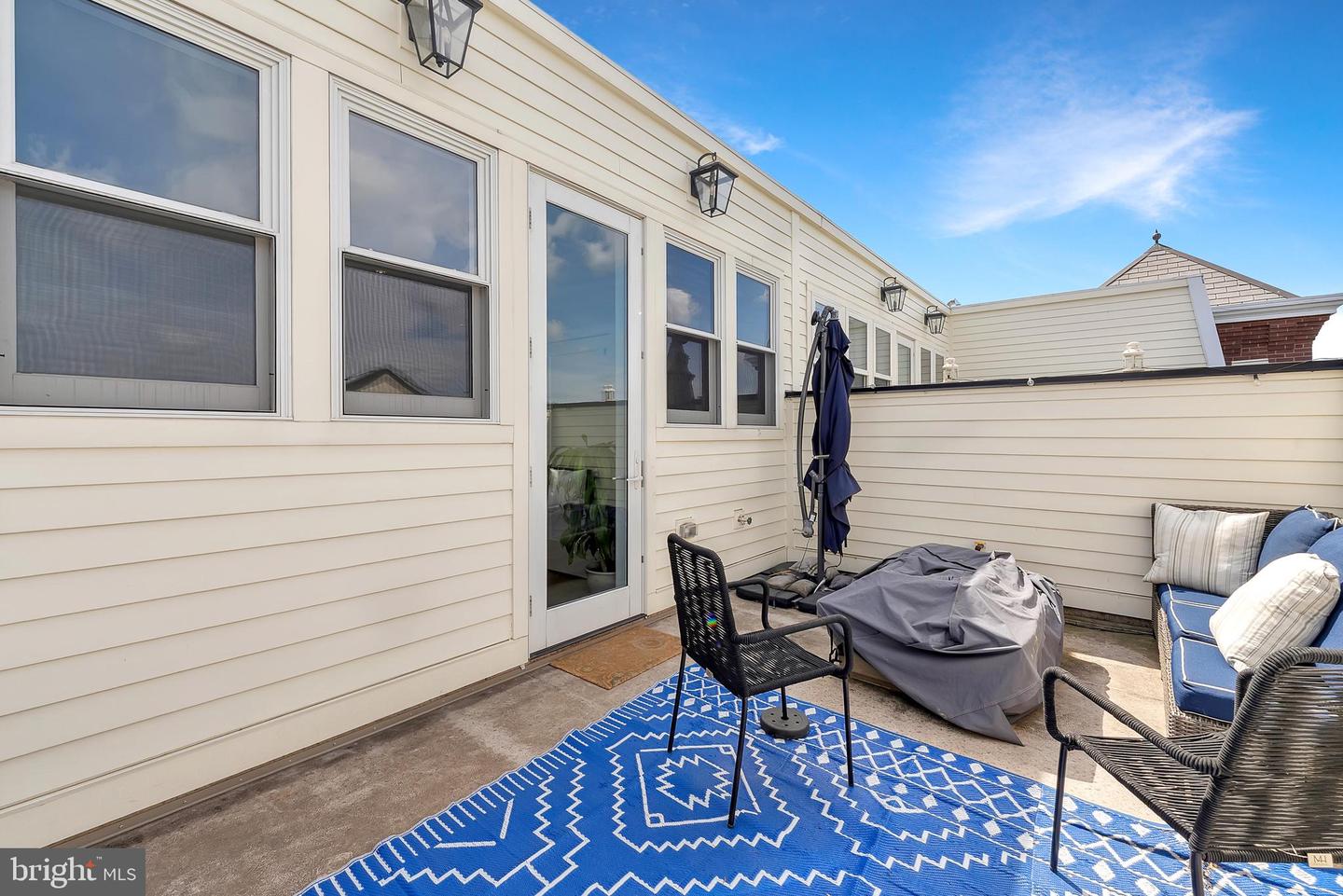1117 E ABINGDON DR, ALEXANDRIA, Virginia 22314, 3 Bedrooms Bedrooms, ,3 BathroomsBathrooms,Residential,For sale,1117 E ABINGDON DR,VAAX2049284 MLS # VAAX2049284