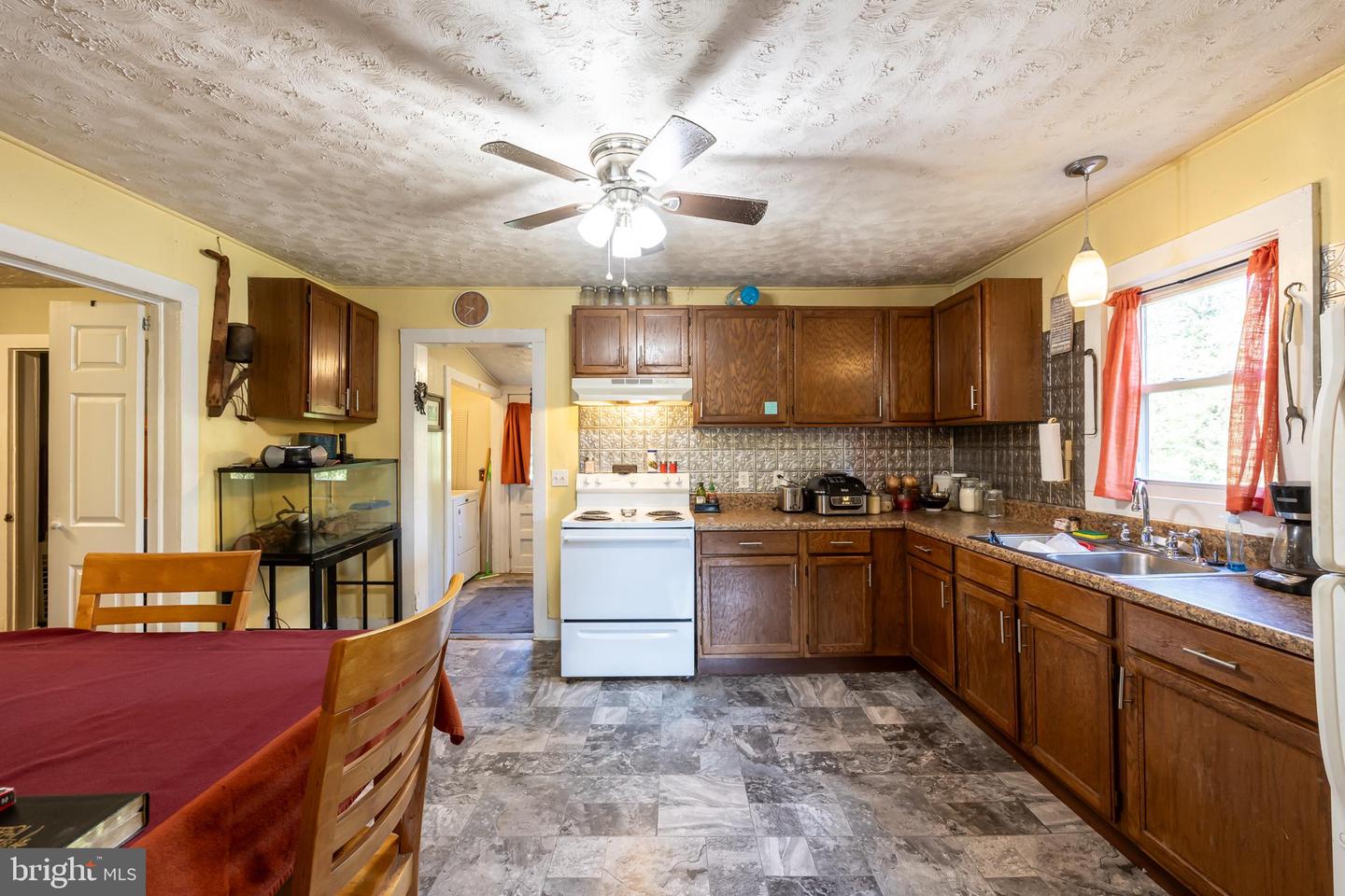 17227 OAKSHADE RD, ORANGE, Virginia 22960, 2 Bedrooms Bedrooms, ,1 BathroomBathrooms,Residential,For sale,17227 OAKSHADE RD,VAOR2010658 MLS # VAOR2010658