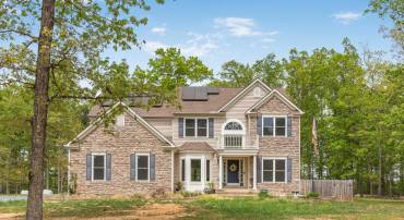 1010 HOLLY CORNER RD, FREDERICKSBURG, Virginia 22406, 4 Bedrooms Bedrooms, ,3 BathroomsBathrooms,Residential,For sale,1010 HOLLY CORNER RD,VAST2037794 MLS # VAST2037794