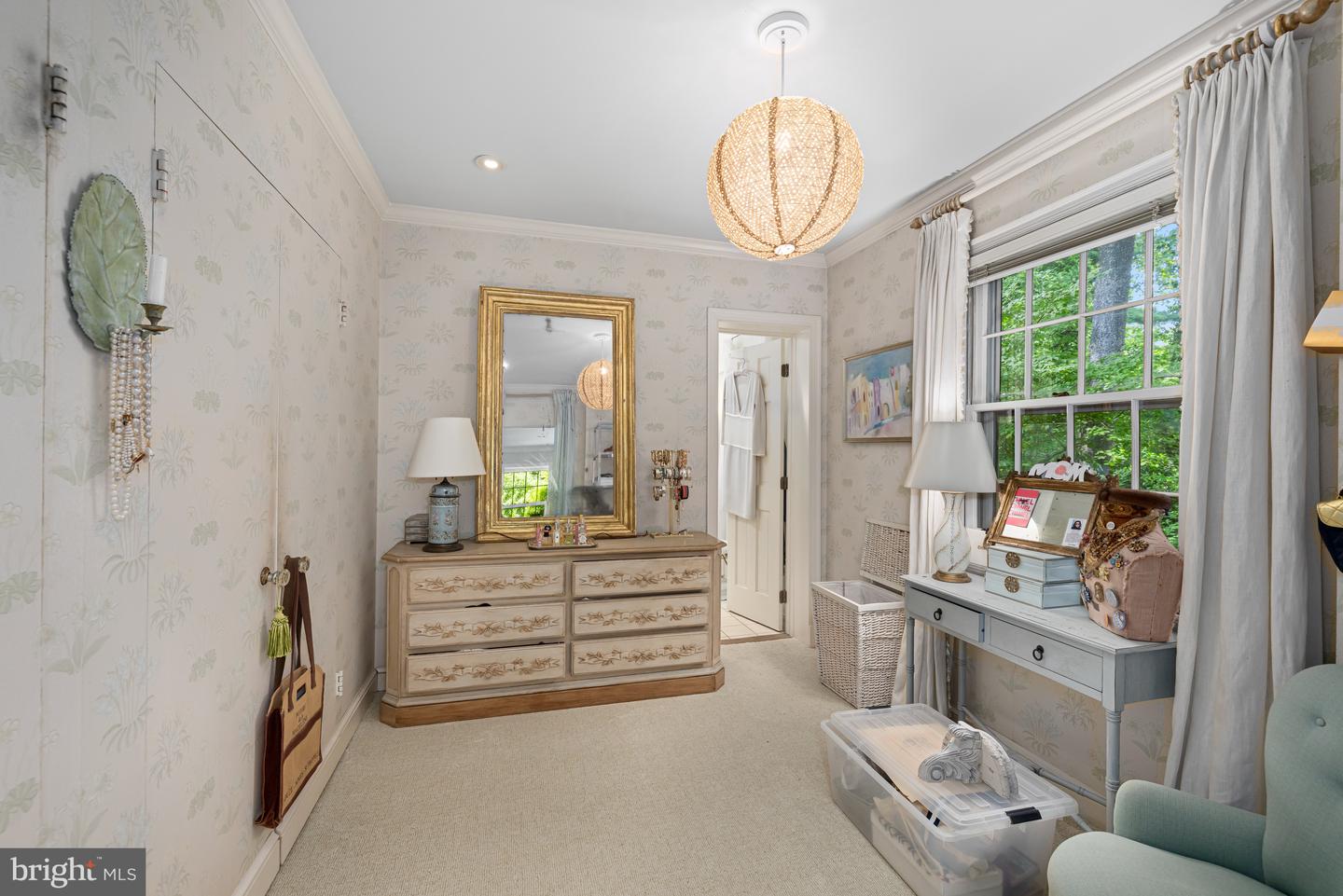 5060 OVERLOOK RD NW, WASHINGTON, District Of Columbia 20016, 6 Bedrooms Bedrooms, 6 Rooms Rooms,6 BathroomsBathrooms,Residential,For sale,5060 OVERLOOK RD NW,DCDC2197820 MLS # DCDC2197820