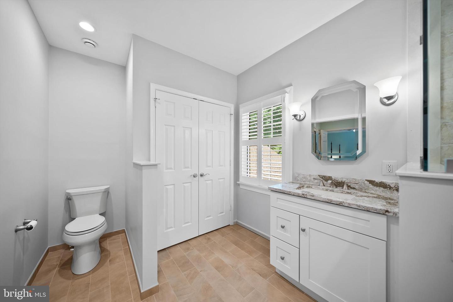 7707 CROSSOVER DR, MCLEAN, Virginia 22102, 5 Bedrooms Bedrooms, ,3 BathroomsBathrooms,Residential,For sale,7707 CROSSOVER DR,VAFX2237870 MLS # VAFX2237870
