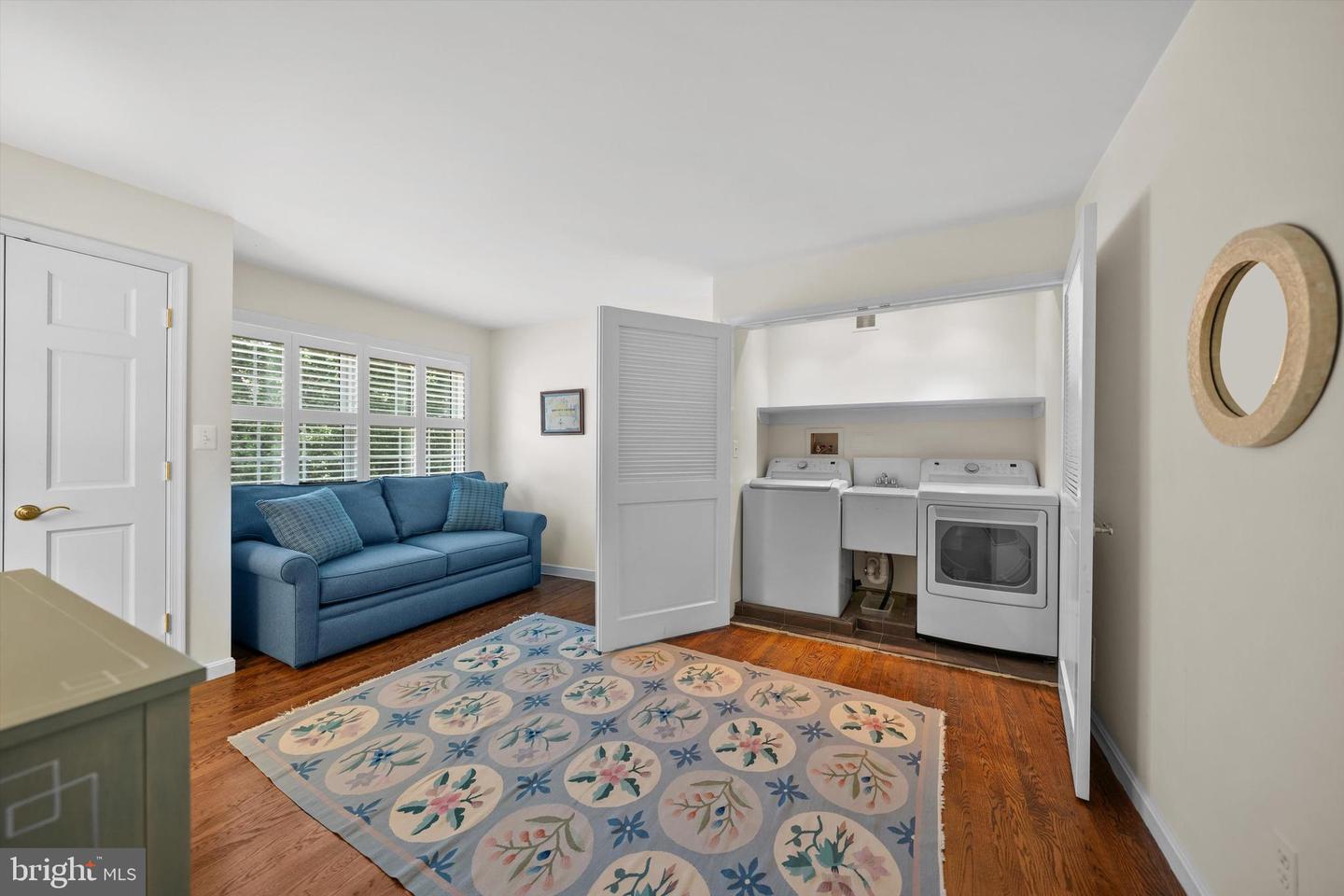 7707 CROSSOVER DR, MCLEAN, Virginia 22102, 5 Bedrooms Bedrooms, ,3 BathroomsBathrooms,Residential,For sale,7707 CROSSOVER DR,VAFX2237870 MLS # VAFX2237870