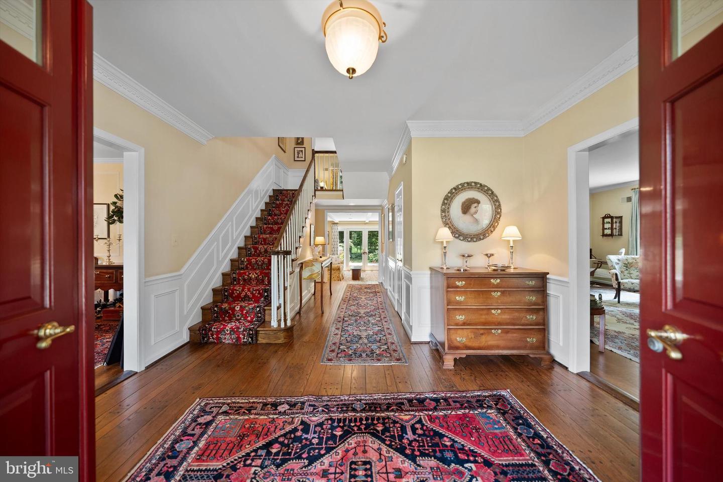 7707 CROSSOVER DR, MCLEAN, Virginia 22102, 5 Bedrooms Bedrooms, ,3 BathroomsBathrooms,Residential,For sale,7707 CROSSOVER DR,VAFX2237870 MLS # VAFX2237870