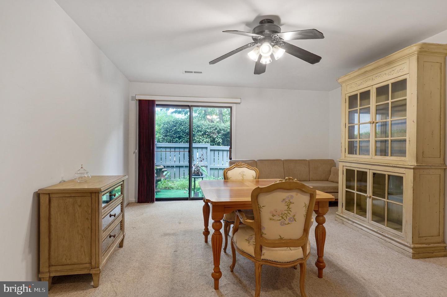 2347 GLADE BANK WAY, RESTON, Virginia 20191, 4 Bedrooms Bedrooms, ,3 BathroomsBathrooms,Residential,For sale,2347 GLADE BANK WAY,VAFX2245658 MLS # VAFX2245658