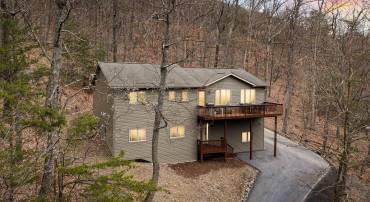 4148 PALMER RD, MCGAHEYSVILLE, Virginia 22840, 6 Bedrooms Bedrooms, ,4 BathroomsBathrooms,Residential,4148 PALMER RD,667110 MLS # 667110
