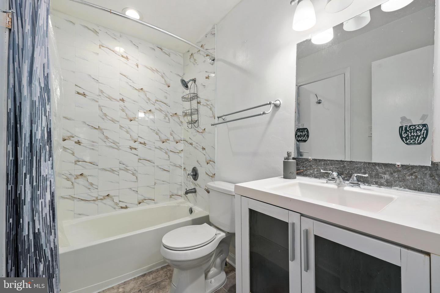 12170 SPRINGWOODS DR, WOODBRIDGE, Virginia 22192, 3 Bedrooms Bedrooms, ,2 BathroomsBathrooms,Residential,For sale,12170 SPRINGWOODS DR,VAPW2098470 MLS # VAPW2098470