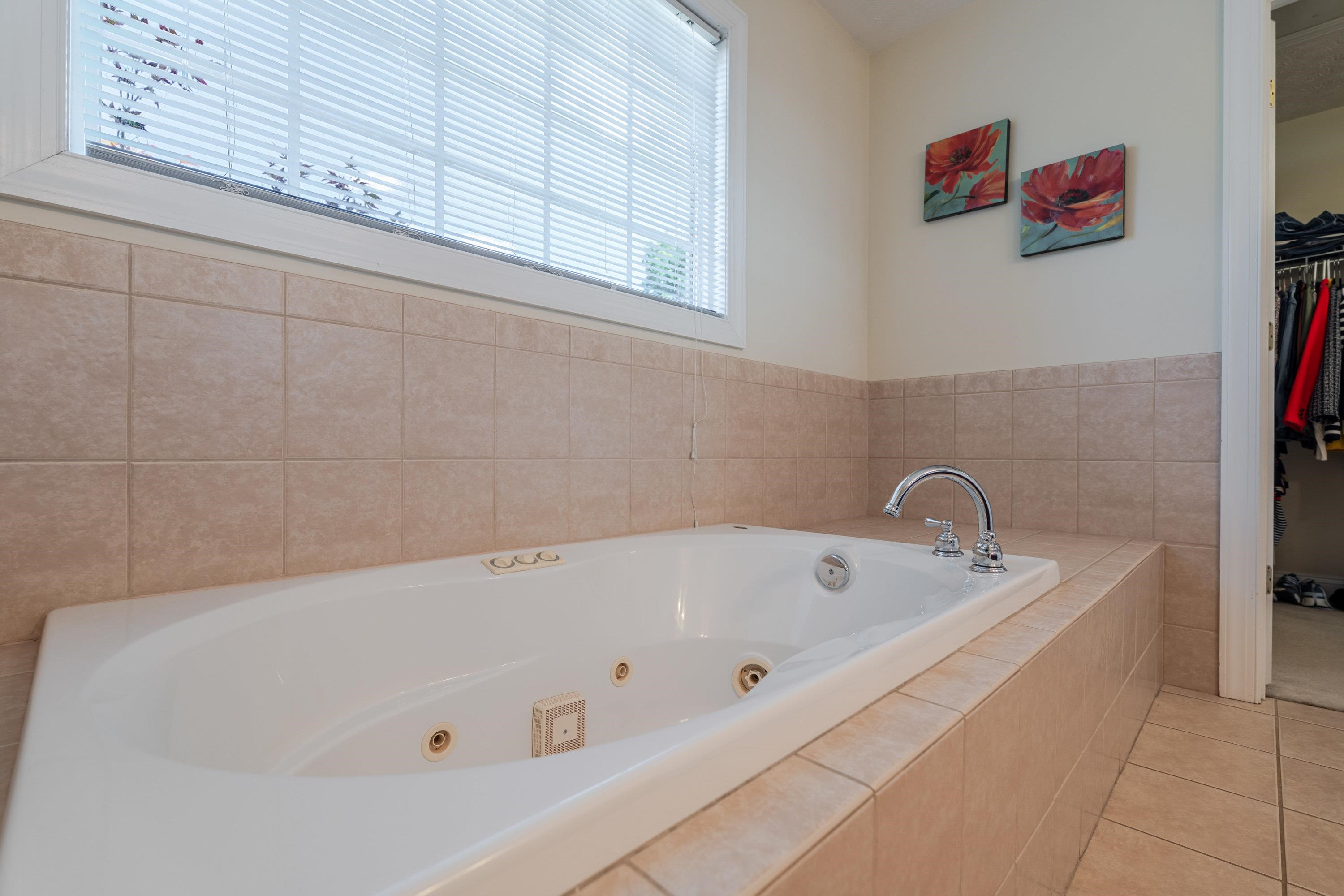 2950 BROOKSHIRE DR, ROCKINGHAM, Virginia 22801, 4 Bedrooms Bedrooms, ,2 BathroomsBathrooms,Residential,2950 BROOKSHIRE DR,668558 MLS # 668558