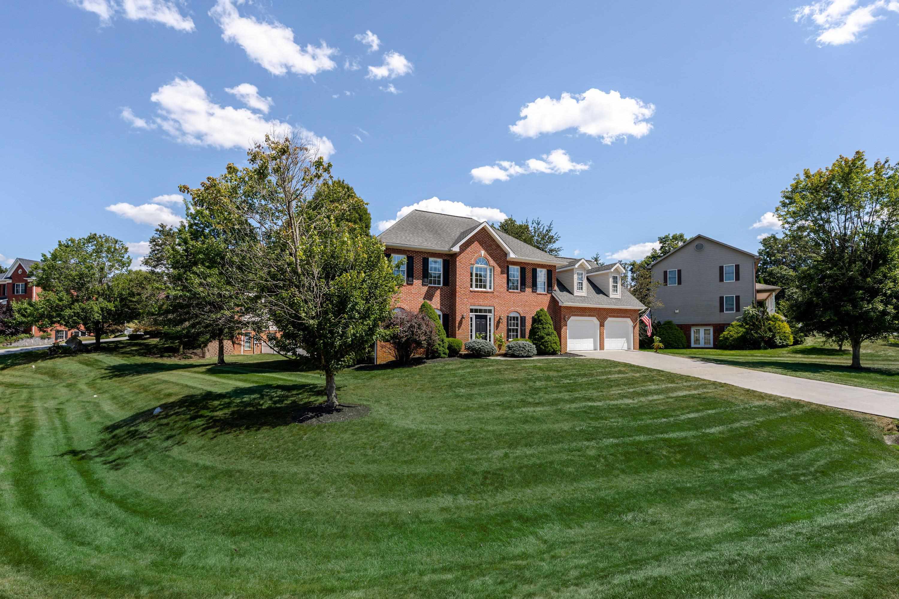 2950 BROOKSHIRE DR, ROCKINGHAM, Virginia 22801, 4 Bedrooms Bedrooms, ,2 BathroomsBathrooms,Residential,2950 BROOKSHIRE DR,668558 MLS # 668558