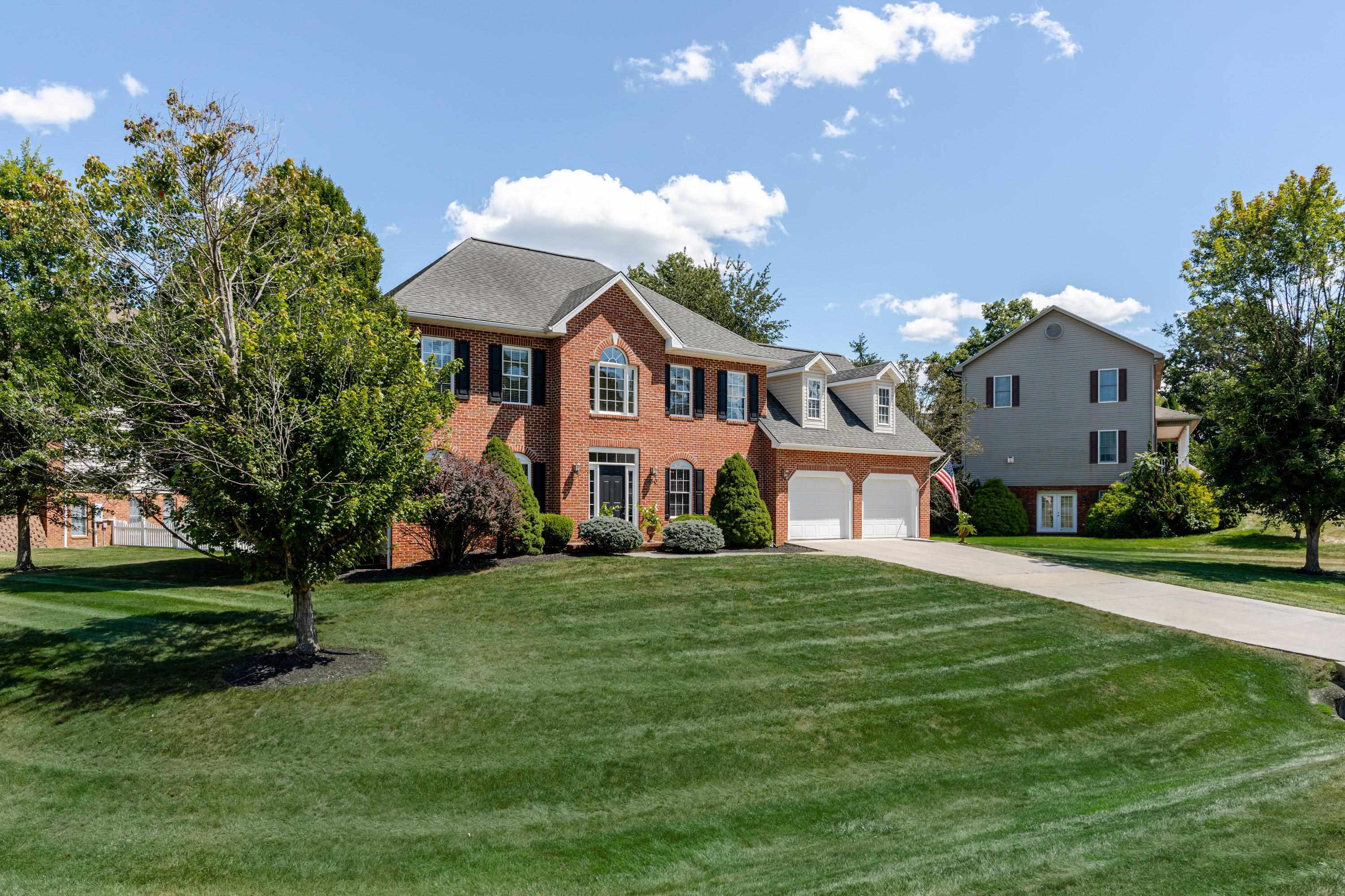 2950 BROOKSHIRE DR, ROCKINGHAM, Virginia 22801, 4 Bedrooms Bedrooms, ,2 BathroomsBathrooms,Residential,2950 BROOKSHIRE DR,668558 MLS # 668558