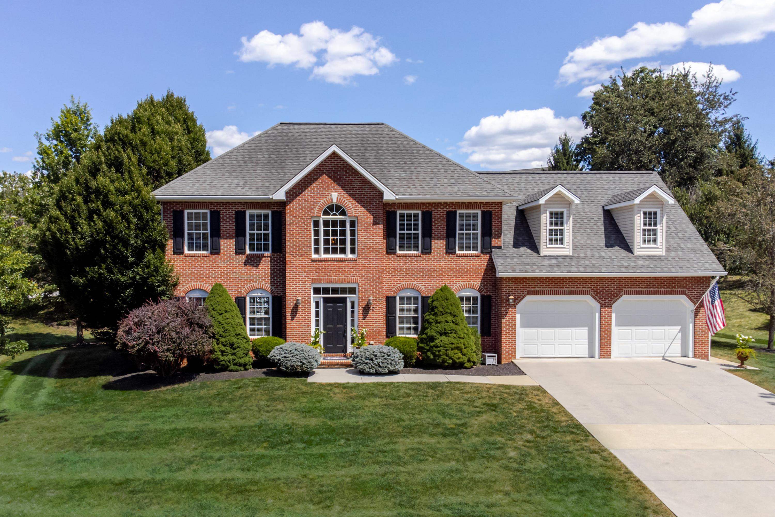 2950 BROOKSHIRE DR, ROCKINGHAM, Virginia 22801, 4 Bedrooms Bedrooms, ,2 BathroomsBathrooms,Residential,2950 BROOKSHIRE DR,668558 MLS # 668558