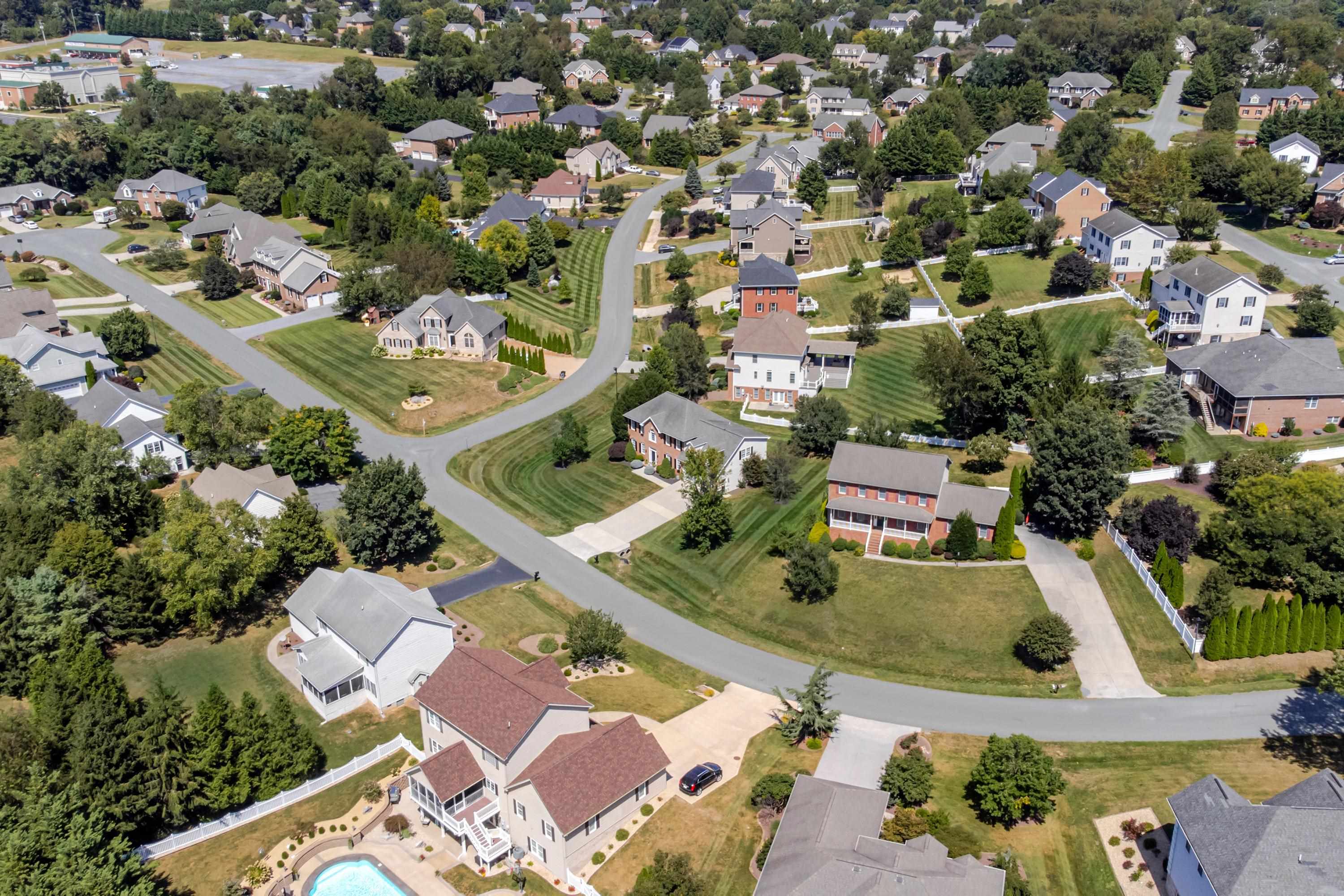 2950 BROOKSHIRE DR, ROCKINGHAM, Virginia 22801, 4 Bedrooms Bedrooms, ,2 BathroomsBathrooms,Residential,2950 BROOKSHIRE DR,668558 MLS # 668558