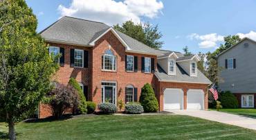 2950 BROOKSHIRE DR, ROCKINGHAM, Virginia 22801, 4 Bedrooms Bedrooms, ,2 BathroomsBathrooms,Residential,2950 BROOKSHIRE DR,668558 MLS # 668558