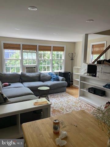 1431 36TH ST NW, WASHINGTON, District Of Columbia 20007, 3 Bedrooms Bedrooms, ,2 BathroomsBathrooms,Residential,For sale,1431 36TH ST NW,DCDC2209374 MLS # DCDC2209374