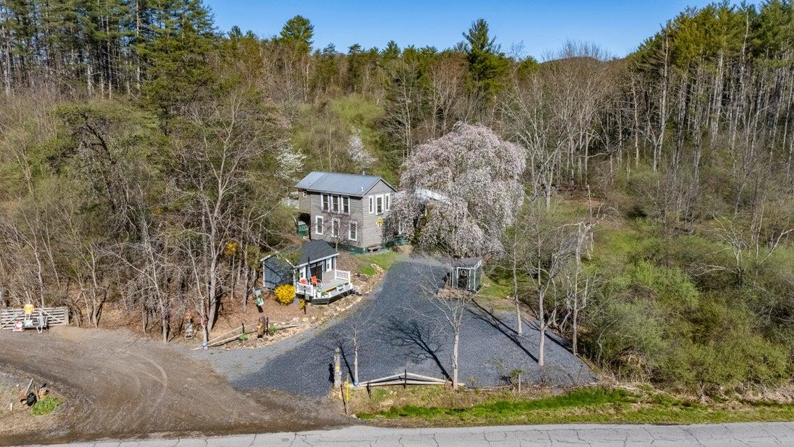 2665 DEERFIELD VALLEY RD, DEERFIELD, Virginia 24432, 2 Bedrooms Bedrooms, ,2 BathroomsBathrooms,Residential,2665 DEERFIELD VALLEY RD,668562 MLS # 668562