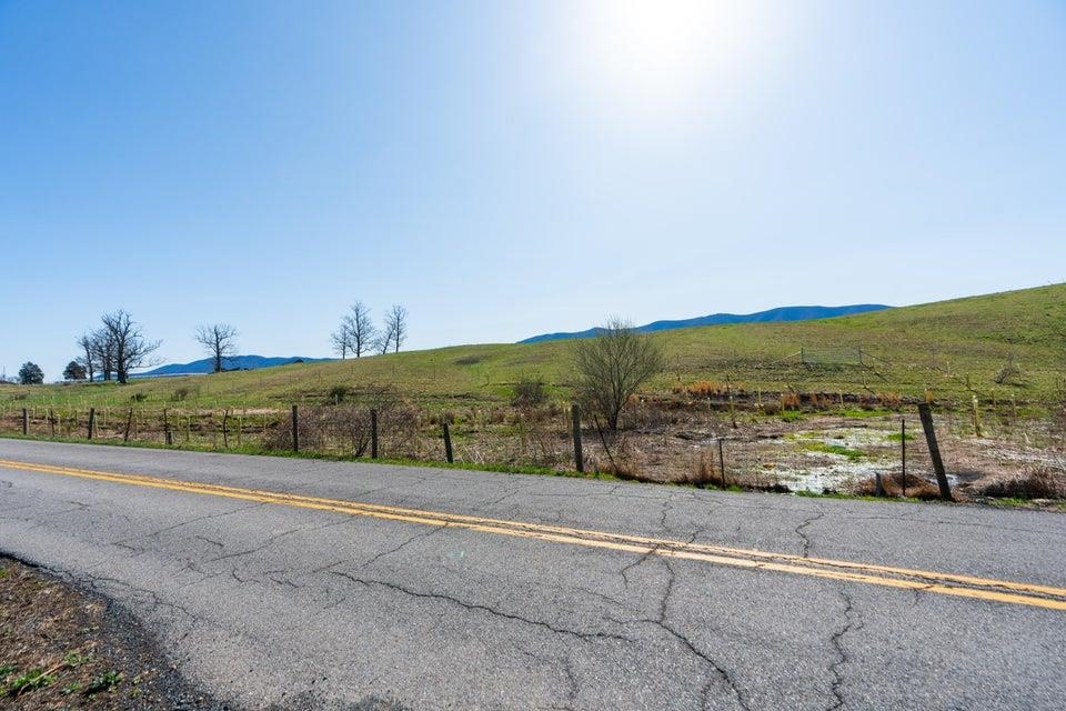 2665 DEERFIELD VALLEY RD, DEERFIELD, Virginia 24432, 2 Bedrooms Bedrooms, ,2 BathroomsBathrooms,Residential,2665 DEERFIELD VALLEY RD,668562 MLS # 668562