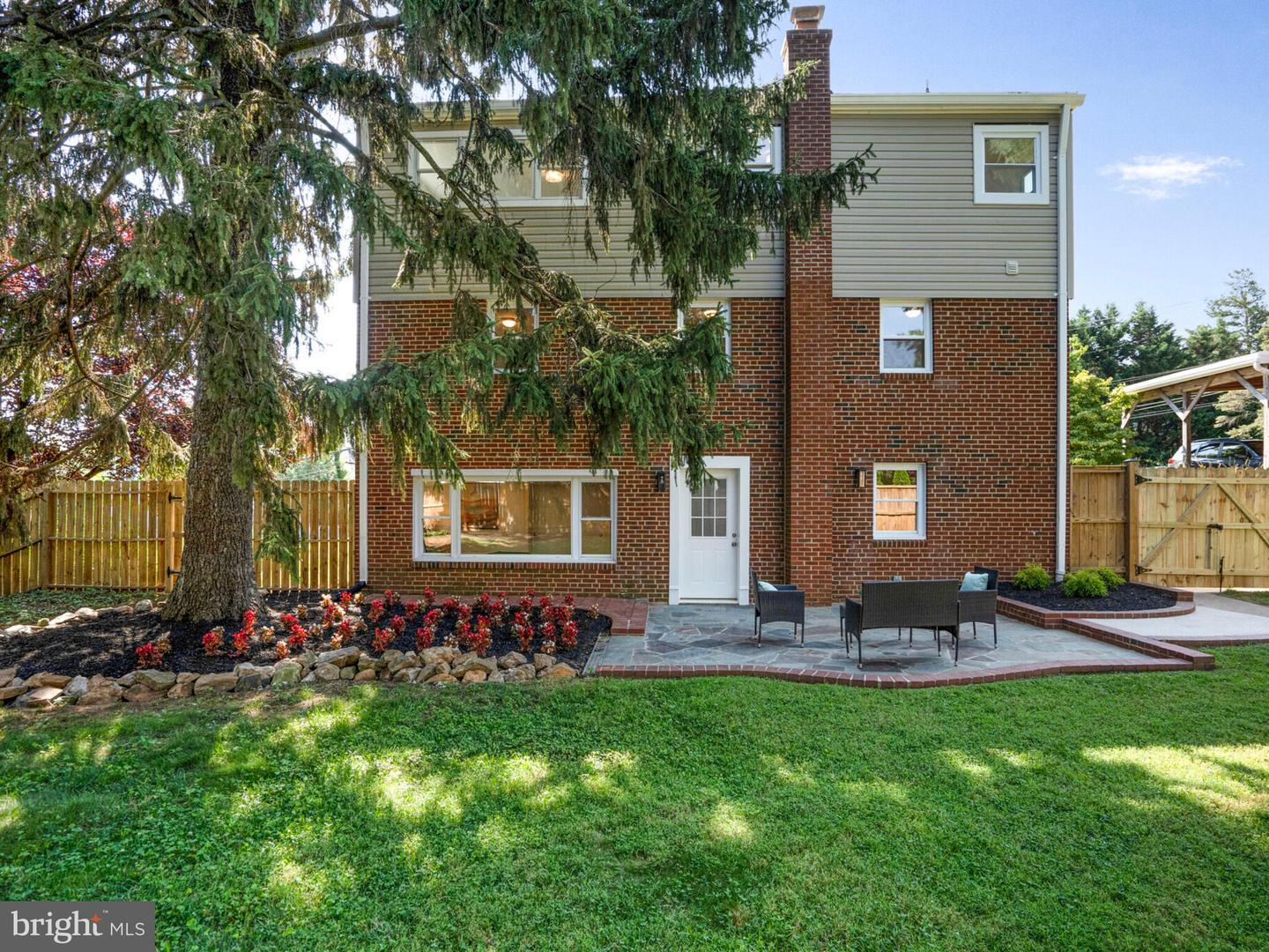 1912 YOUNGBLOOD ST, MCLEAN, Virginia 22101, 5 Bedrooms Bedrooms, ,3 BathroomsBathrooms,Residential,For sale,1912 YOUNGBLOOD ST,VAFX2256000 MLS # VAFX2256000