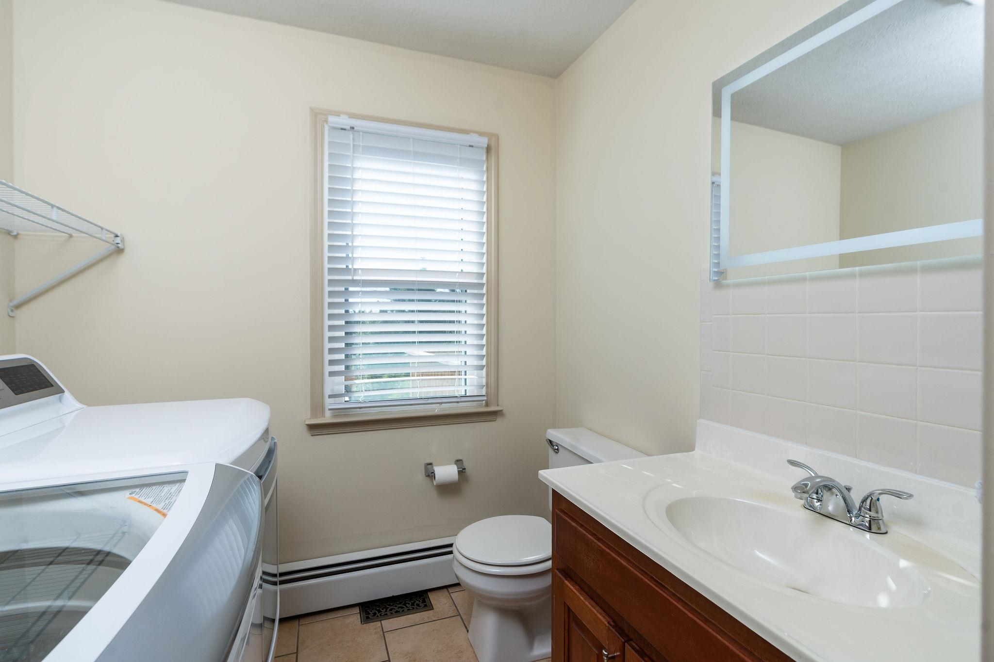 814 LAMMERMOOR DR, STAUNTON, Virginia 24401, 5 Bedrooms Bedrooms, ,3 BathroomsBathrooms,Residential,814 LAMMERMOOR DR,668566 MLS # 668566