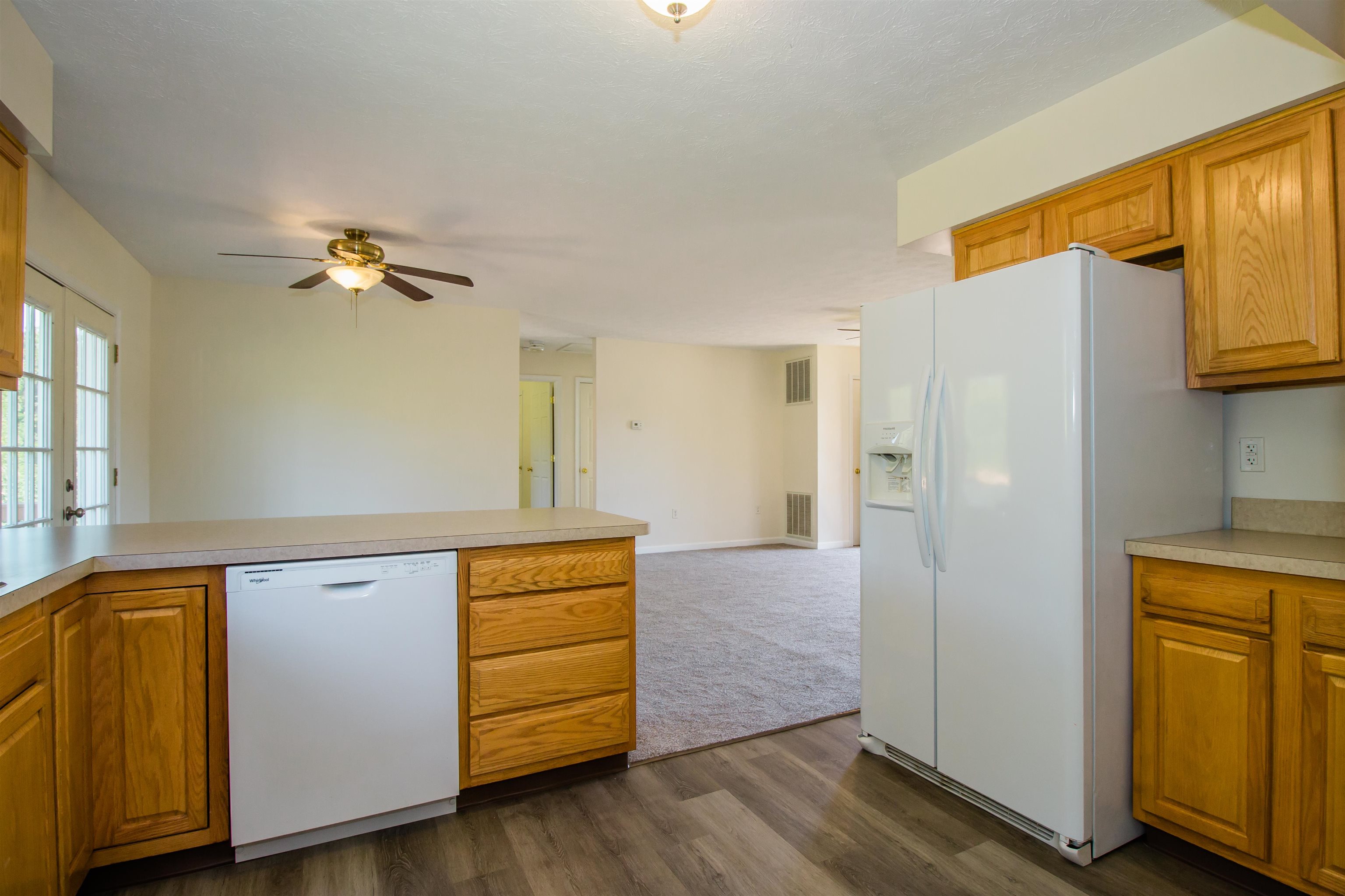 439 N SUMMIT AVE, WOODSTOCK, Virginia 22664, 3 Bedrooms Bedrooms, ,2 BathroomsBathrooms,Residential,439 N SUMMIT AVE,668579 MLS # 668579