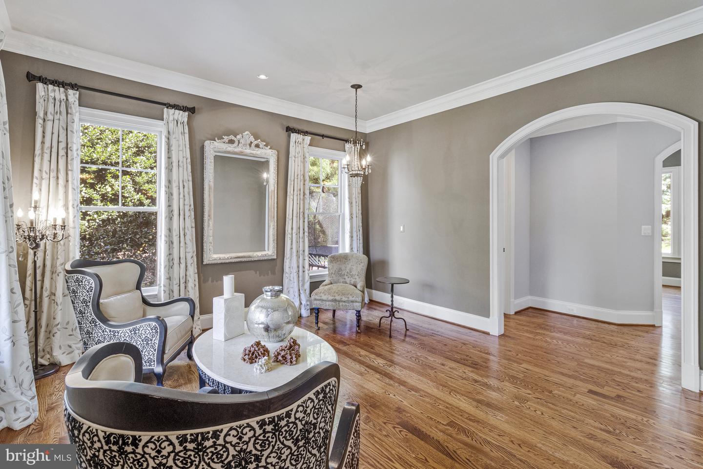 6031 CORLAND CT, MCLEAN, Virginia 22101, 5 Bedrooms Bedrooms, 11 Rooms Rooms,5 BathroomsBathrooms,Residential,For sale,6031 CORLAND CT,VAFX2258604 MLS # VAFX2258604