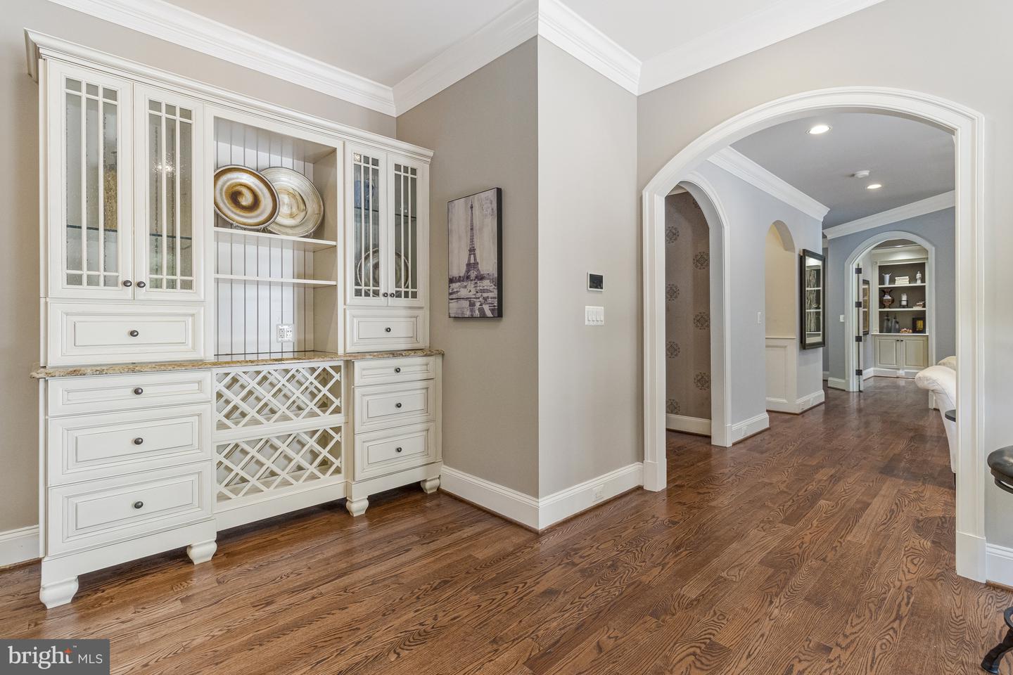 6031 CORLAND CT, MCLEAN, Virginia 22101, 5 Bedrooms Bedrooms, 11 Rooms Rooms,5 BathroomsBathrooms,Residential,For sale,6031 CORLAND CT,VAFX2258604 MLS # VAFX2258604