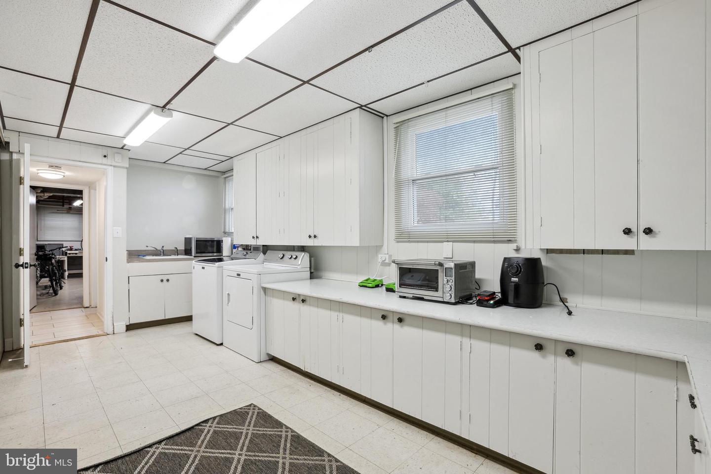 8305 FORT HUNT RD, ALEXANDRIA, Virginia 22308, 4 Bedrooms Bedrooms, ,3 BathroomsBathrooms,Residential,For sale,8305 FORT HUNT RD,VAFX2258700 MLS # VAFX2258700