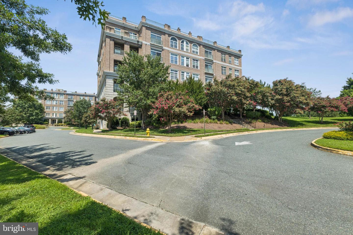 820 BELMONT BAY DR #103, WOODBRIDGE, Virginia 22191, 1 Bedroom Bedrooms, 9 Rooms Rooms,1 BathroomBathrooms,Residential,For sale,820 BELMONT BAY DR #103,VAPW2101048 MLS # VAPW2101048