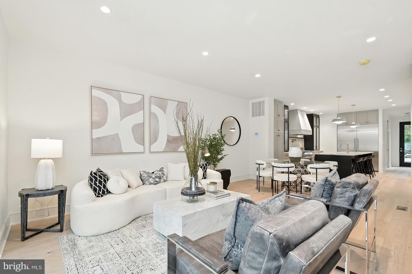 3622 S ST NW, WASHINGTON, District Of Columbia 20007, 5 Bedrooms Bedrooms, ,5 BathroomsBathrooms,Residential,For sale,3622 S ST NW,DCDC2214292 MLS # DCDC2214292