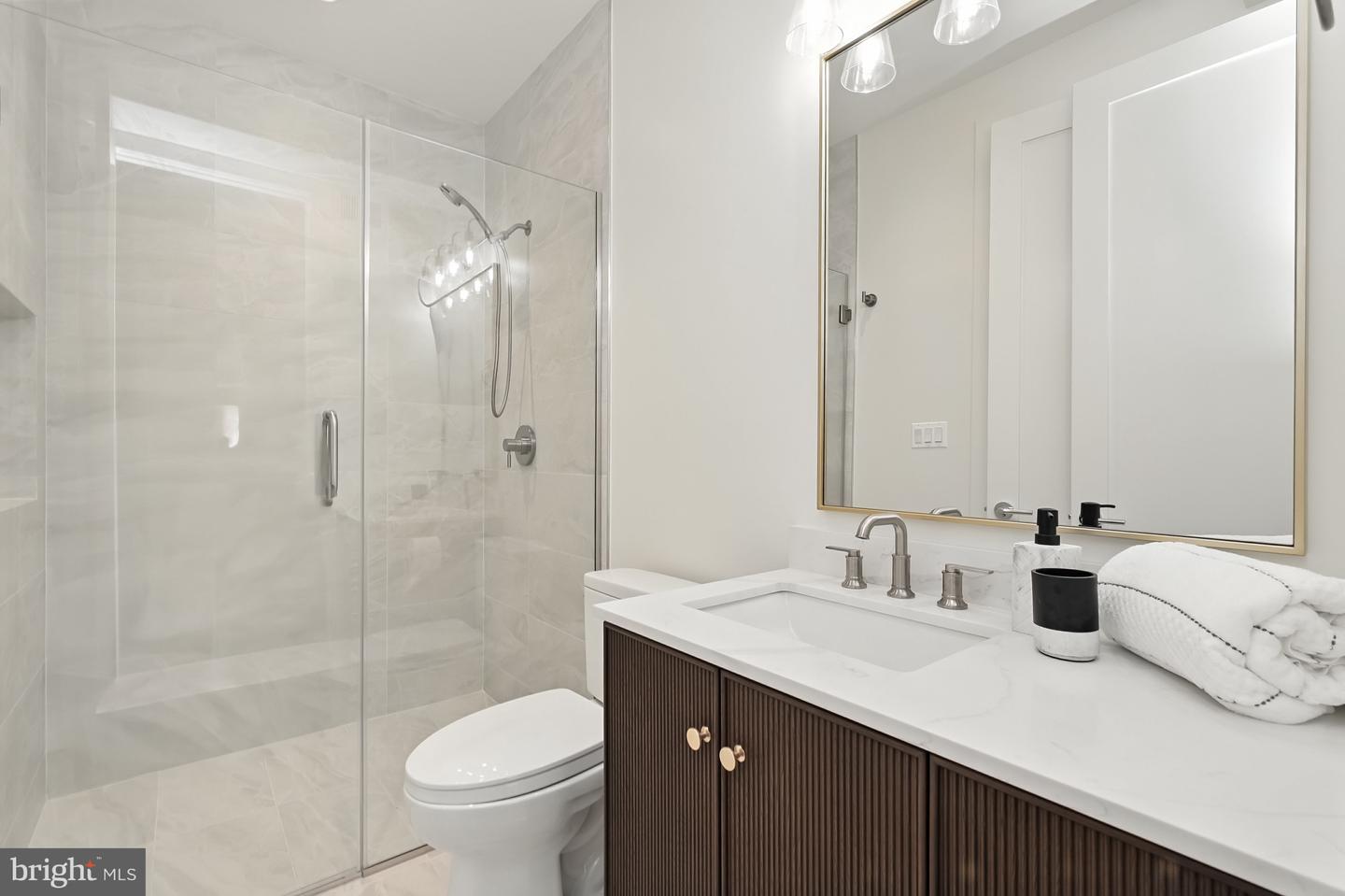 3622 S ST NW, WASHINGTON, District Of Columbia 20007, 5 Bedrooms Bedrooms, ,5 BathroomsBathrooms,Residential,For sale,3622 S ST NW,DCDC2214292 MLS # DCDC2214292
