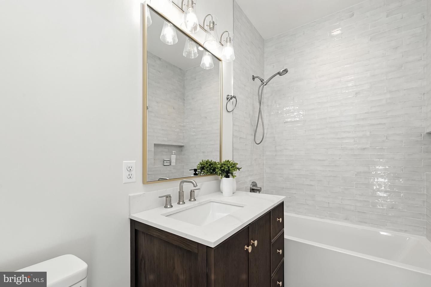 3622 S ST NW, WASHINGTON, District Of Columbia 20007, 5 Bedrooms Bedrooms, ,5 BathroomsBathrooms,Residential,For sale,3622 S ST NW,DCDC2214292 MLS # DCDC2214292