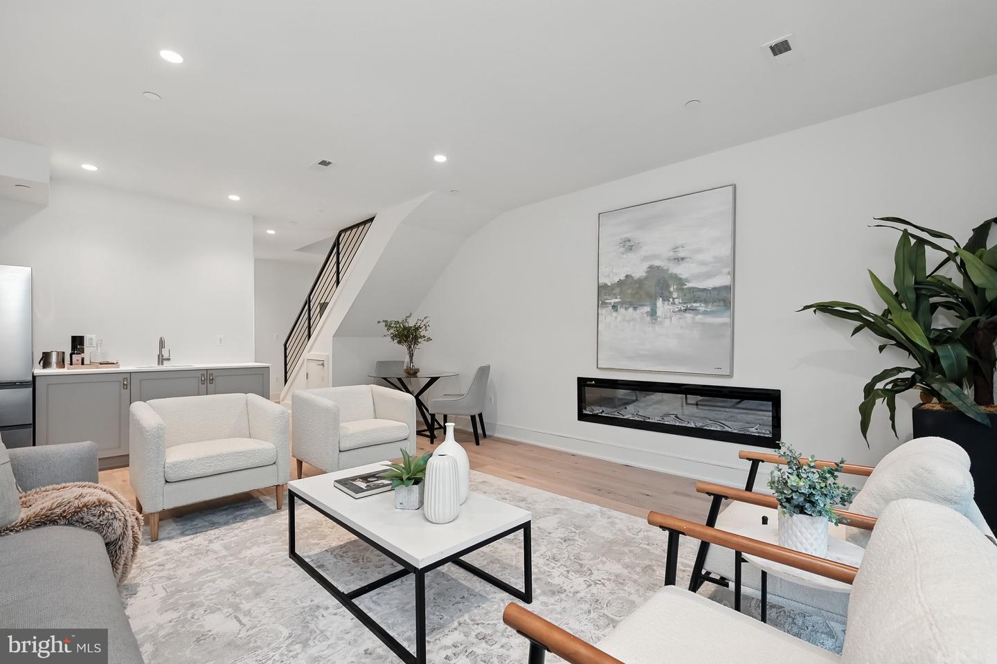 3622 S ST NW, WASHINGTON, District Of Columbia 20007, 5 Bedrooms Bedrooms, ,5 BathroomsBathrooms,Residential,For sale,3622 S ST NW,DCDC2214292 MLS # DCDC2214292