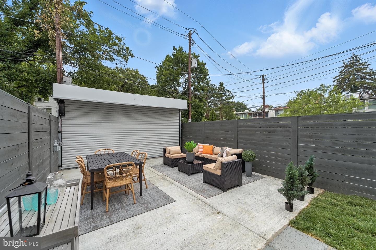 3622 S ST NW, WASHINGTON, District Of Columbia 20007, 5 Bedrooms Bedrooms, ,5 BathroomsBathrooms,Residential,For sale,3622 S ST NW,DCDC2214292 MLS # DCDC2214292