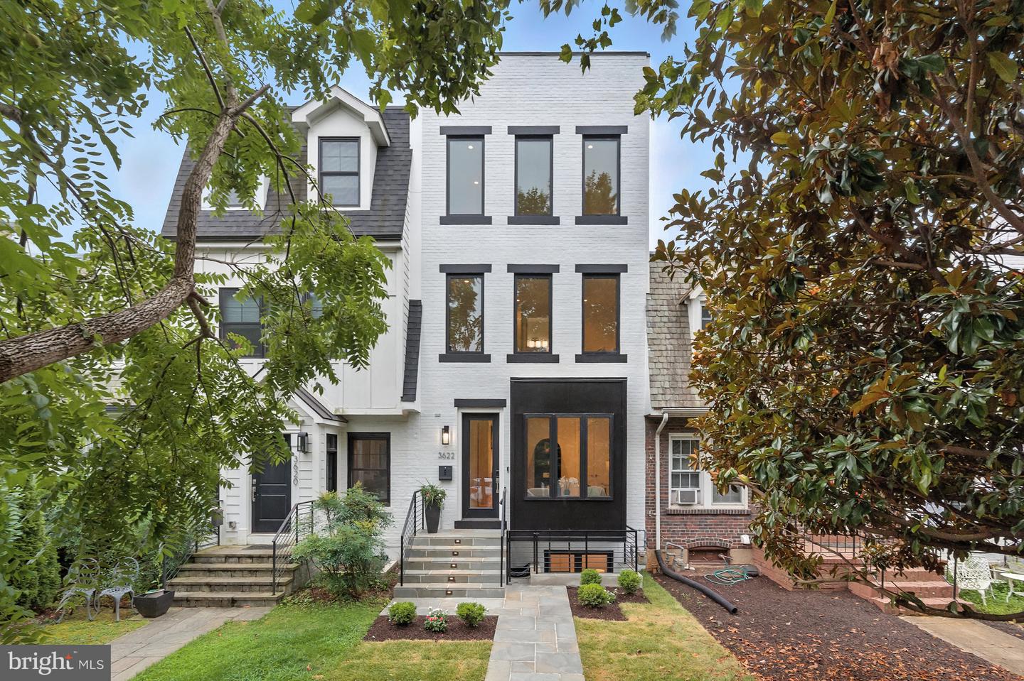 3622 S ST NW, WASHINGTON, District Of Columbia 20007, 5 Bedrooms Bedrooms, ,5 BathroomsBathrooms,Residential,For sale,3622 S ST NW,DCDC2214292 MLS # DCDC2214292