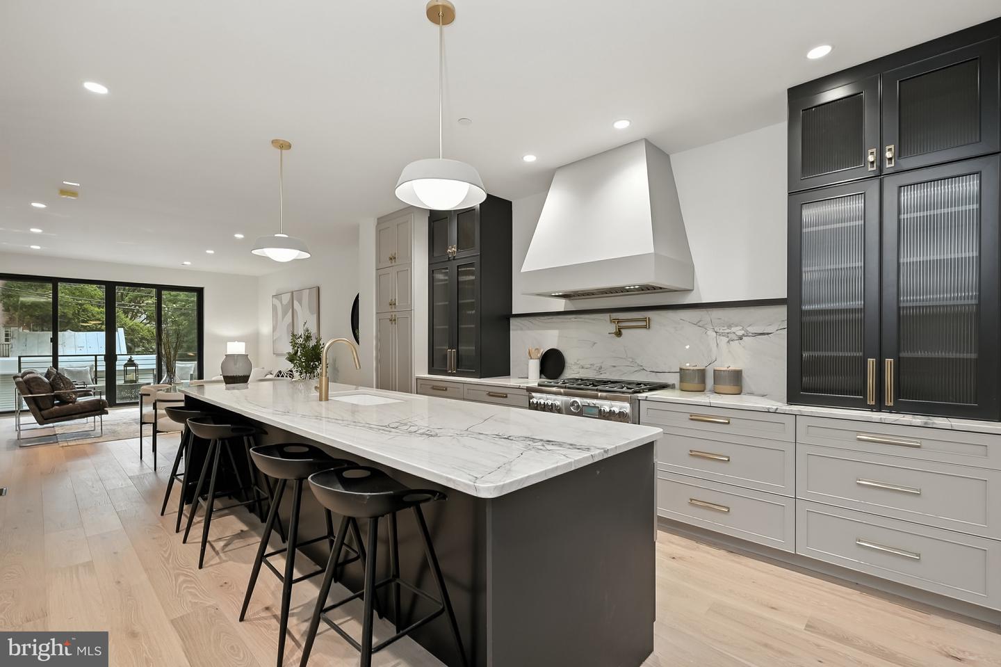 3622 S ST NW, WASHINGTON, District Of Columbia 20007, 5 Bedrooms Bedrooms, ,5 BathroomsBathrooms,Residential,For sale,3622 S ST NW,DCDC2214292 MLS # DCDC2214292