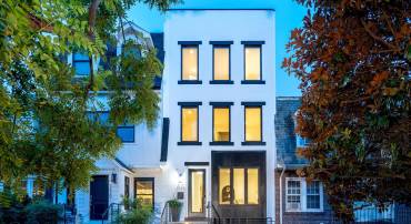 3622 S ST NW, WASHINGTON, District Of Columbia 20007, 5 Bedrooms Bedrooms, ,5 BathroomsBathrooms,Residential,For sale,3622 S ST NW,DCDC2214292 MLS # DCDC2214292