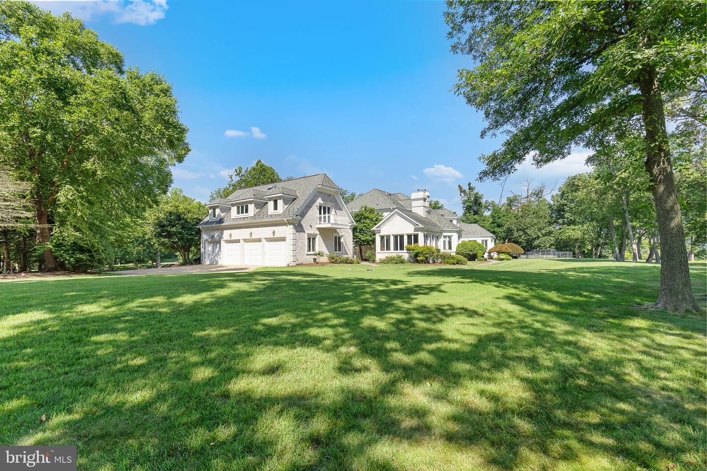 11195 GUNSTON, LORTON, Virginia 22079, 7 Bedrooms Bedrooms, ,7 BathroomsBathrooms,Residential,For sale,11195 GUNSTON,VAFX2260740 MLS # VAFX2260740