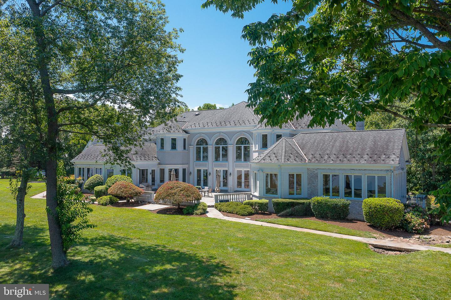 11195 GUNSTON, LORTON, Virginia 22079, 7 Bedrooms Bedrooms, ,7 BathroomsBathrooms,Residential,For sale,11195 GUNSTON,VAFX2260740 MLS # VAFX2260740