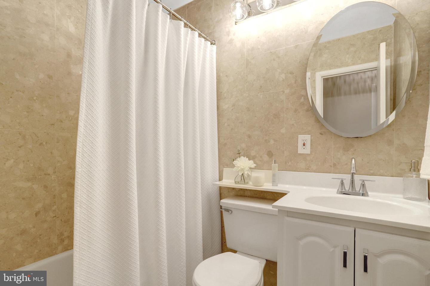 4206 16TH RD S, ARLINGTON, Virginia 22204, 4 Bedrooms Bedrooms, ,3 BathroomsBathrooms,Residential,For sale,4206 16TH RD S,VAAR2062228 MLS # VAAR2062228