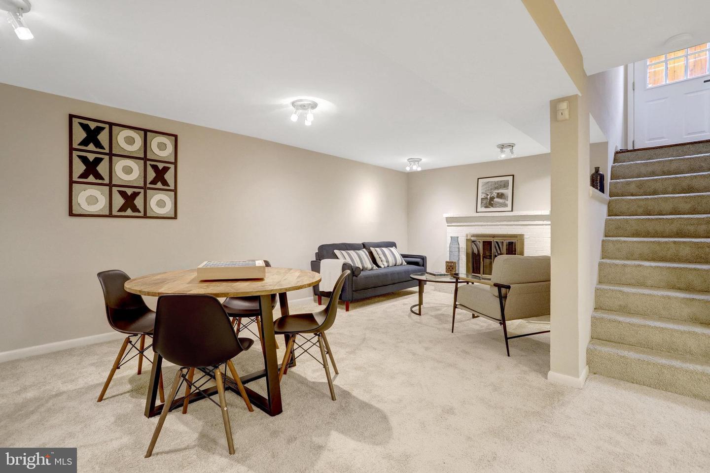 4206 16TH RD S, ARLINGTON, Virginia 22204, 4 Bedrooms Bedrooms, ,3 BathroomsBathrooms,Residential,For sale,4206 16TH RD S,VAAR2062228 MLS # VAAR2062228